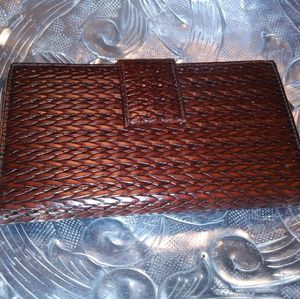 Mundi Leather Wallet